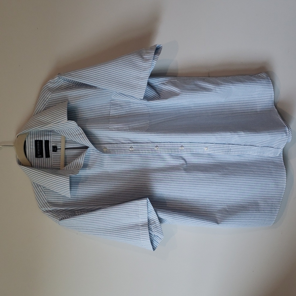 STAFFORD Essentials Men's Dress Shirt. Neck size 17.5. Blue and White striped.